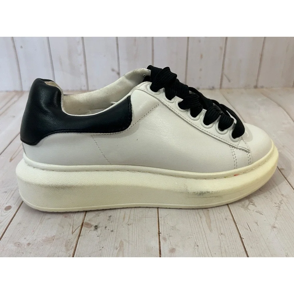 Steve Madden Gaines White Faux Leather Chunky Women's Platform Sneakers Sz 4M